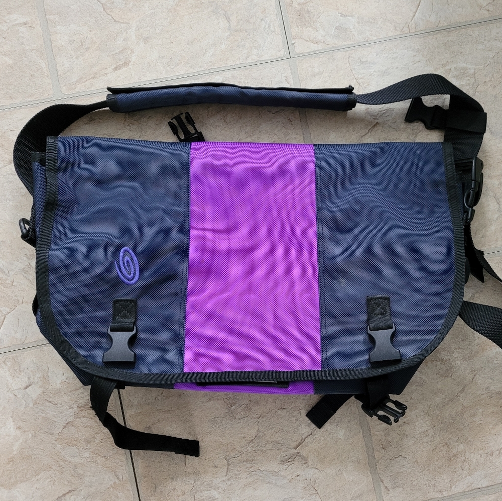 COPY - Timbuktu Classic Messenger Bag